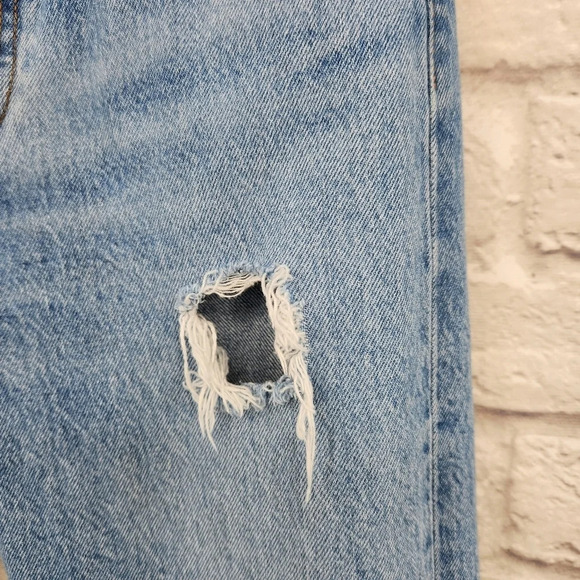 LEVI'S Premium WEDGIE Distressed High Rise Denim Jeans Size 27 - Picture 5 of 14